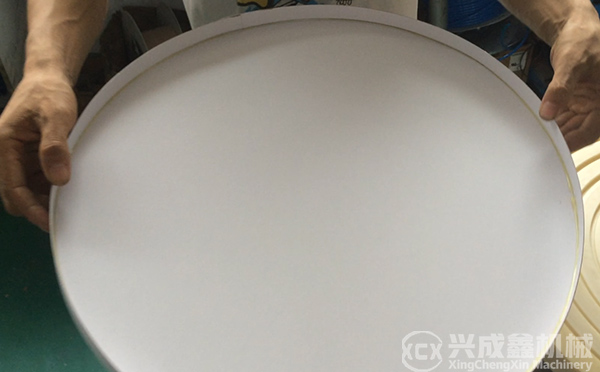 蛋糕盒粘蓋成型機(jī)采用哪種熱熔膠，不同熱熔膠有何區(qū)別？